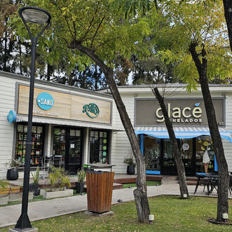 20240526_131141-331x400